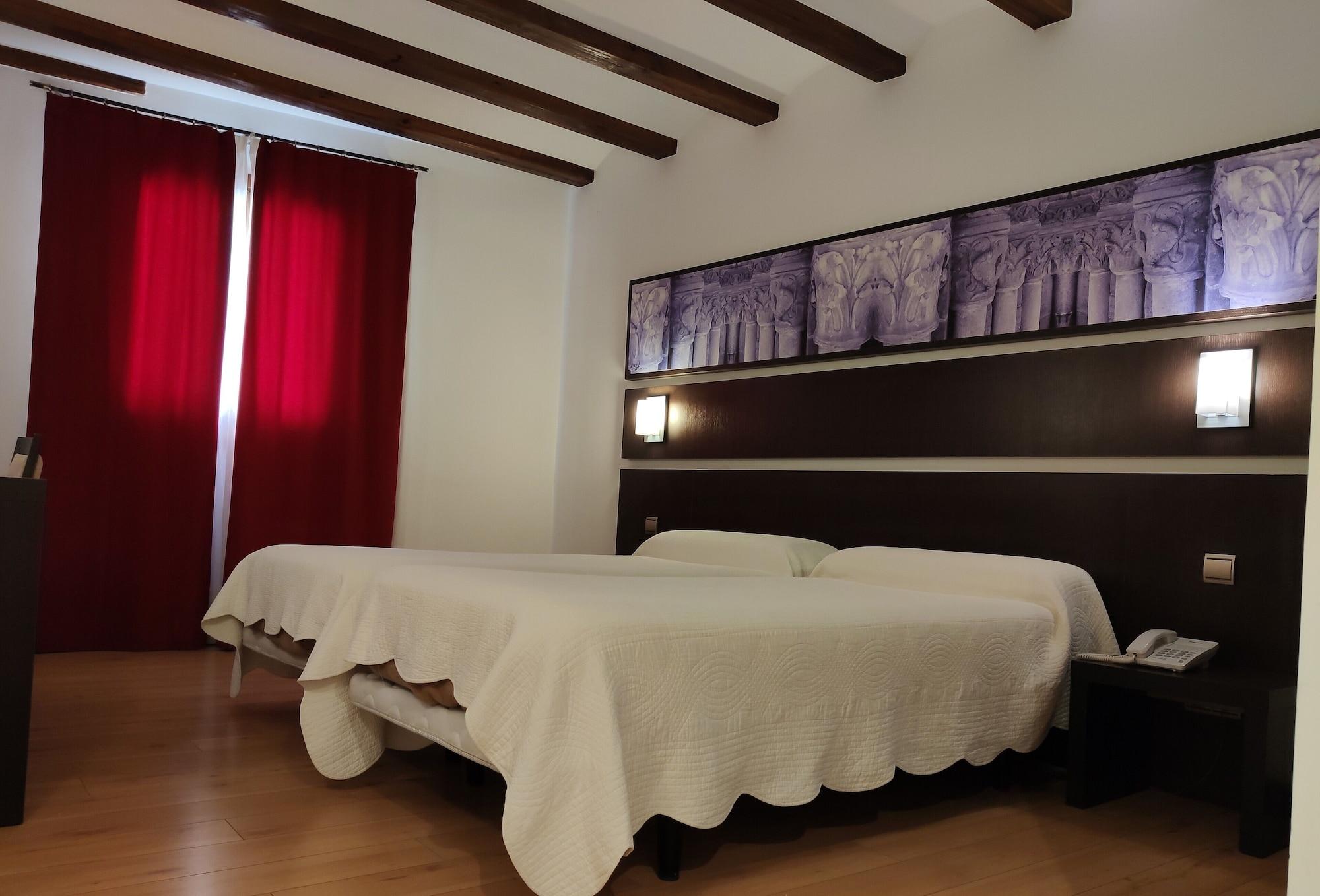 Hotel Rey Sancho Наваррете Экстерьер фото