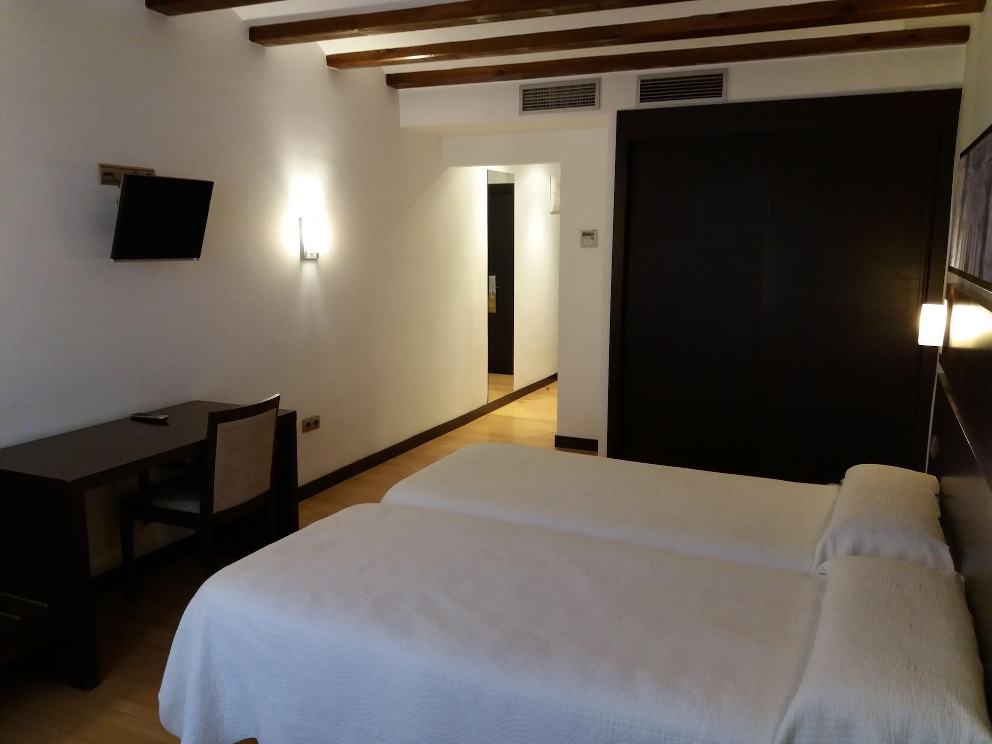 Hotel Rey Sancho Наваррете Экстерьер фото