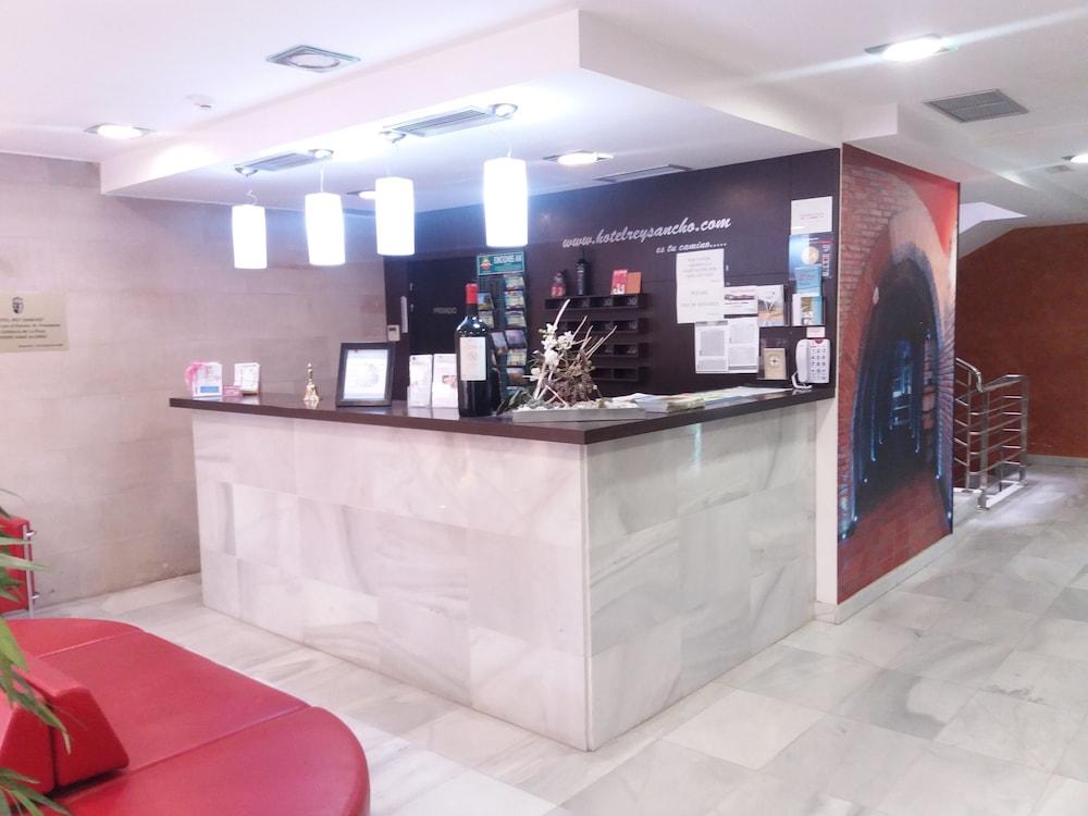 Hotel Rey Sancho Наваррете Экстерьер фото