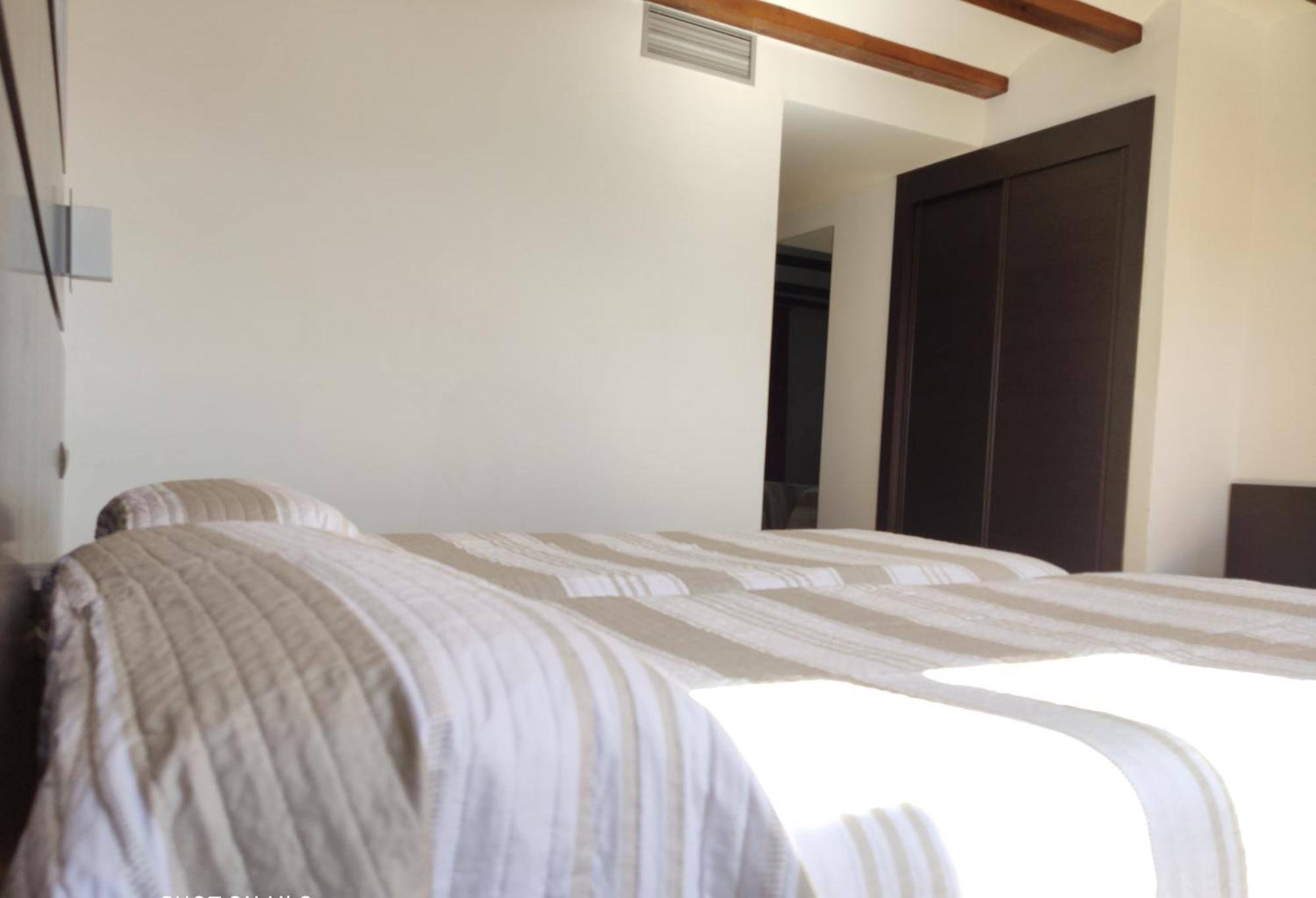 Hotel Rey Sancho Наваррете Номер фото